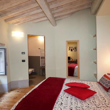 Scalette Di Piazza B&B Монтальчино Экстерьер фото